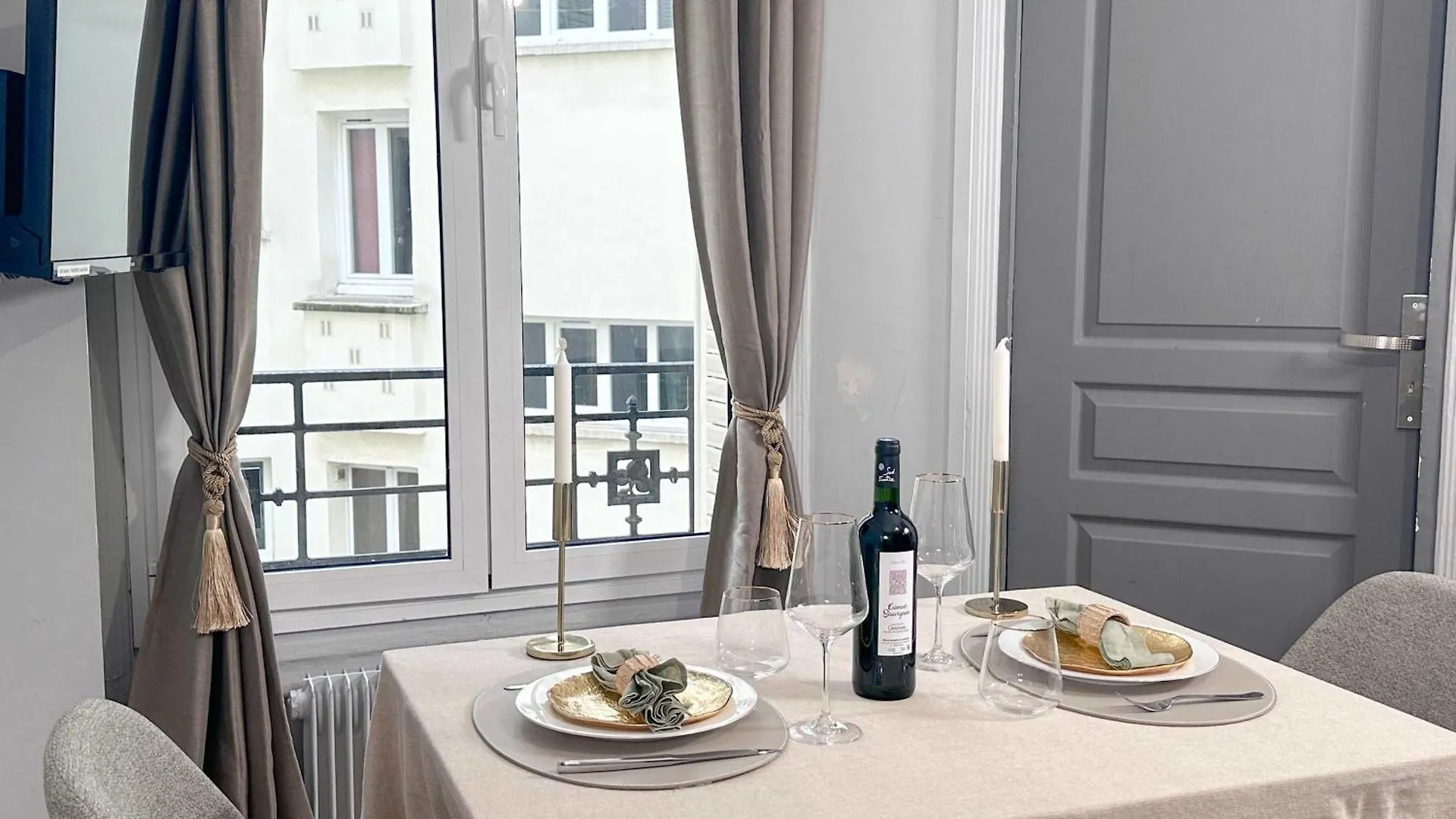 Cosy Hideaway Near Montparnasse Apartment Paris